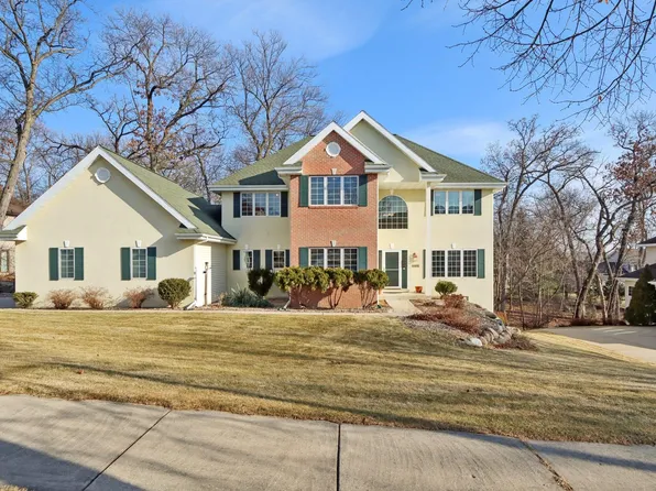 1805 Maplecrest Dr, Verona, WI 53593