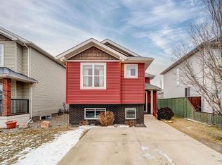 307 S Sundance Dr W, Coalhurst, AB T0L0V2