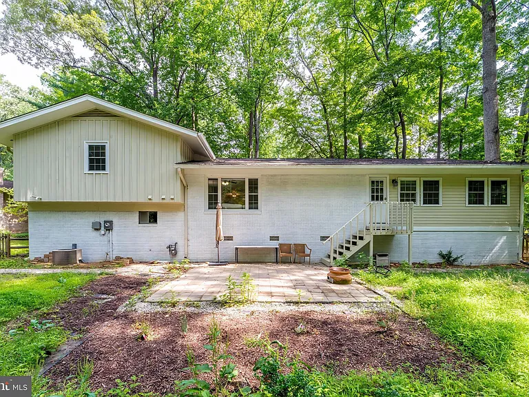 11621 Sourwood Ln — Photo 6