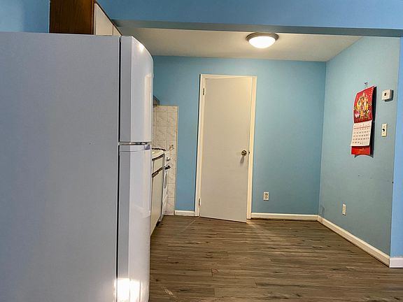 4th image of 5640 210th St