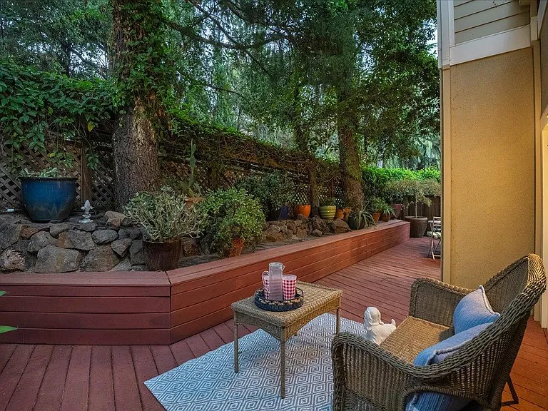 108 Creekside Village Dr — Photo 24