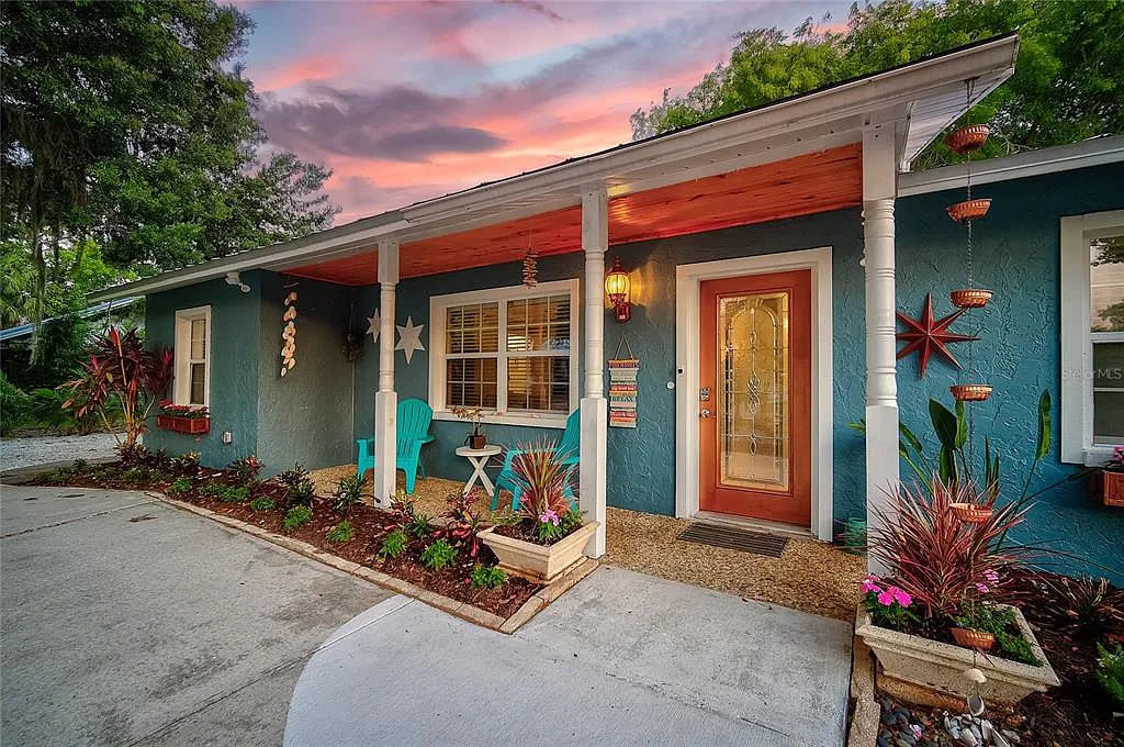 4 bed, 3.0 bath, 1534 sqft, $2,775 — Photo 1
