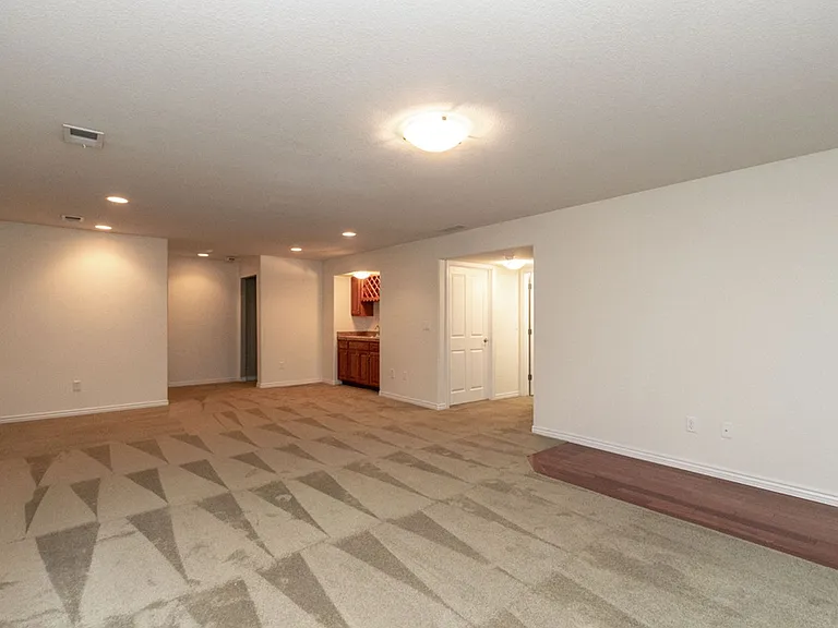 711 Windflower Dr — Photo 22