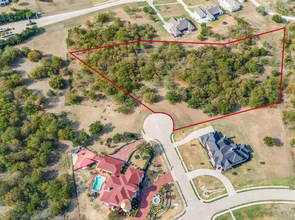 1211 Tulip Ct, Grand Prairie, TX 75104