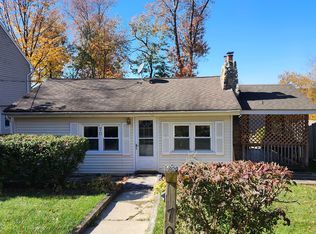 70 Tamarack Trl, Stockholm, NJ 07460