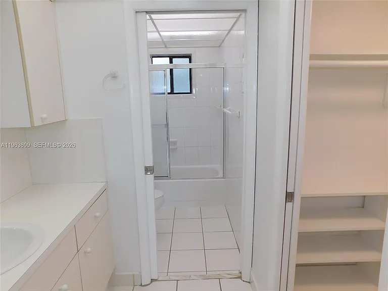 8025 SW 107th Ave #321 — Photo 9