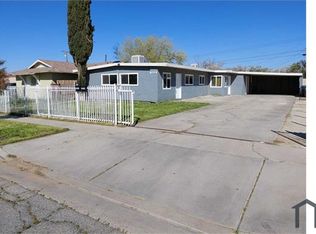 38930 9th St E, Palmdale, CA 93550