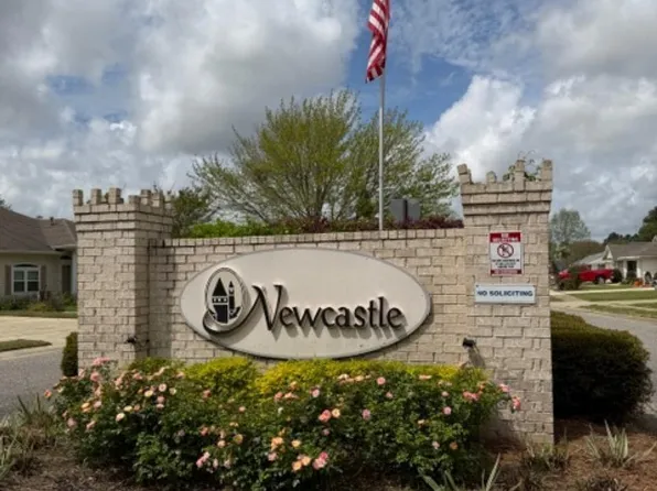 8907 Camelot Pl, Pensacola, FL 32534