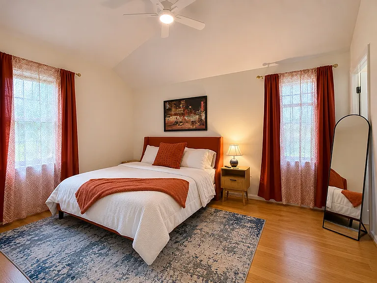 1417 Beauty Ave — Photo 3