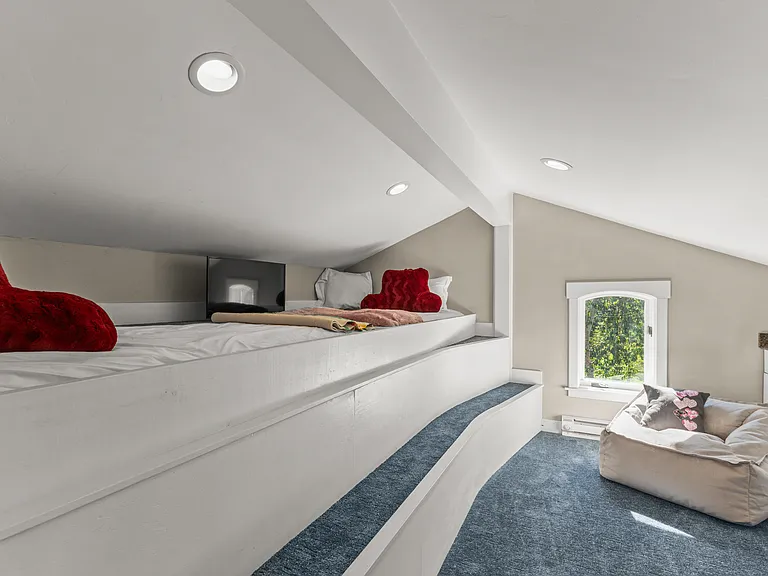 Loft Lounge Area