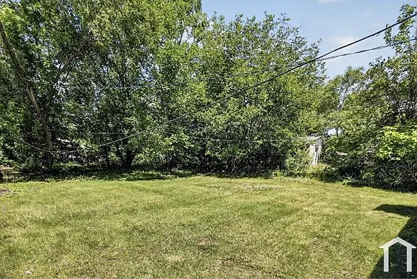 2280 Roosevelt Pl — Photo 11