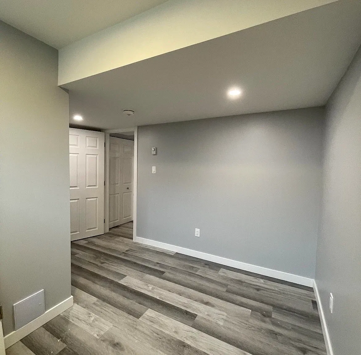 2 bed, 100 sqft, $2,000 — Photo 3