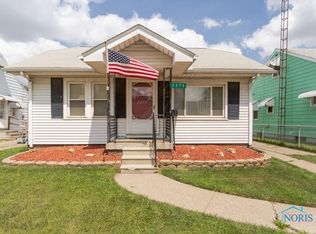 2275 Brown Rd, Oregon, OH 43616