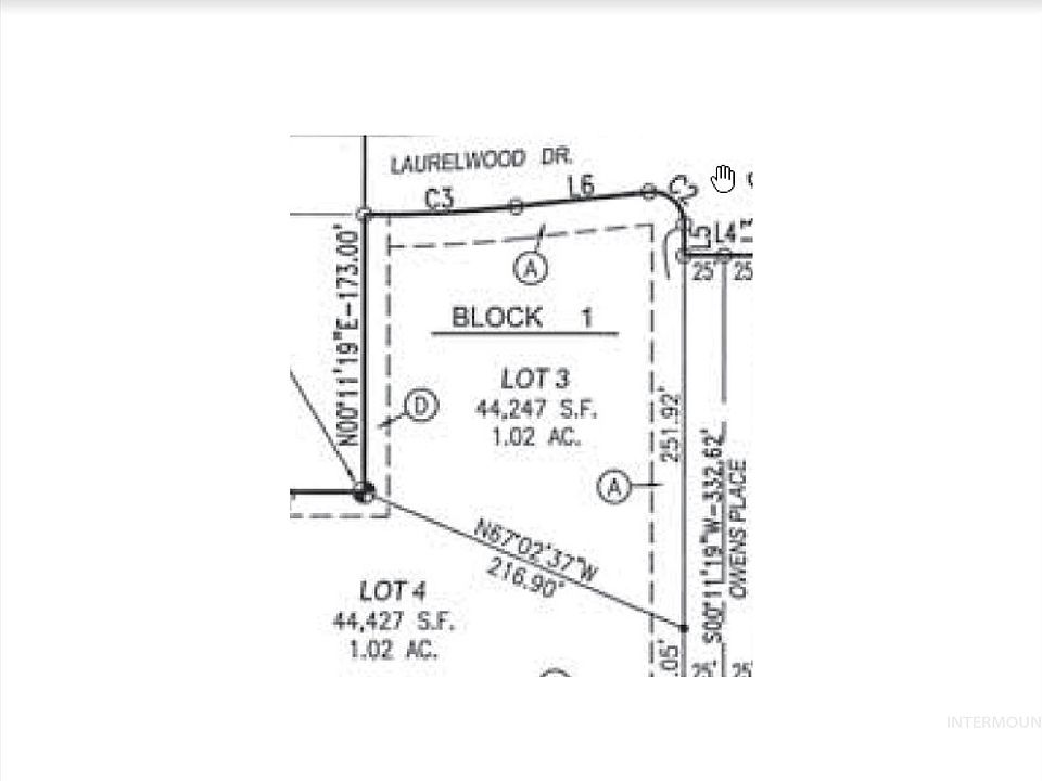 2nd image of 975 Owens Pl