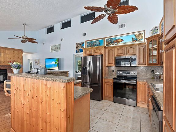 4th image of 3201 LINDA VISTA