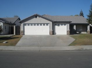 515 Harvest Creek Rd, Bakersfield, CA 93312