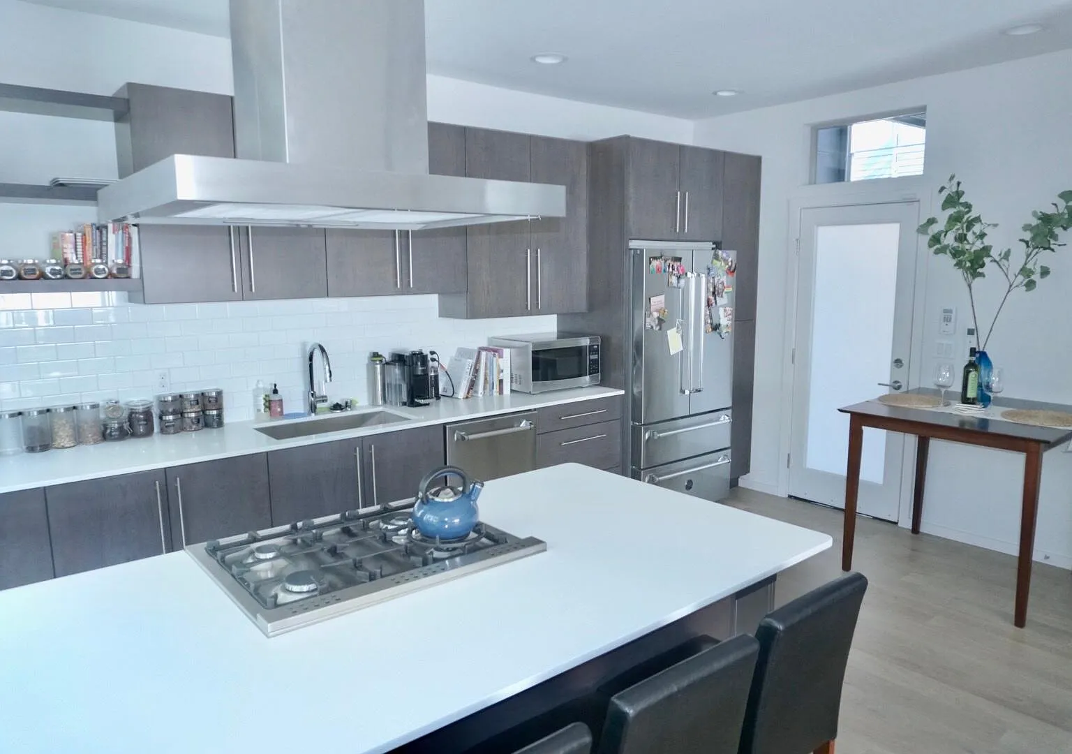 3 bed, 1550 sqft, $3,400 — Photo 4