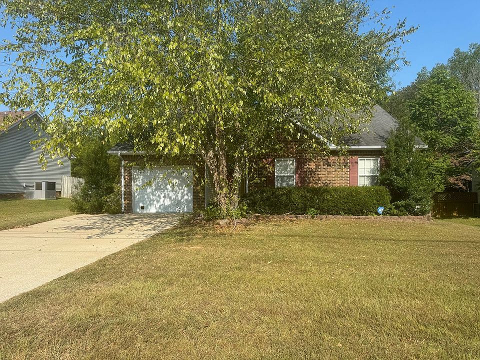 1st image of 744 Cloud Dr