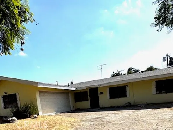 11377 Gladstone Ave, Sylmar, CA 91342