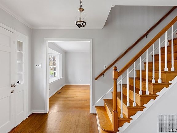 4th image of 9303 Westmoor Dr