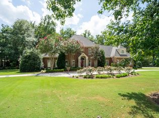 151 Gleneagles Cir, Macon, GA 31210