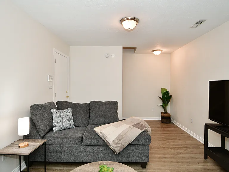 3043 Armory Dr — Photo 41