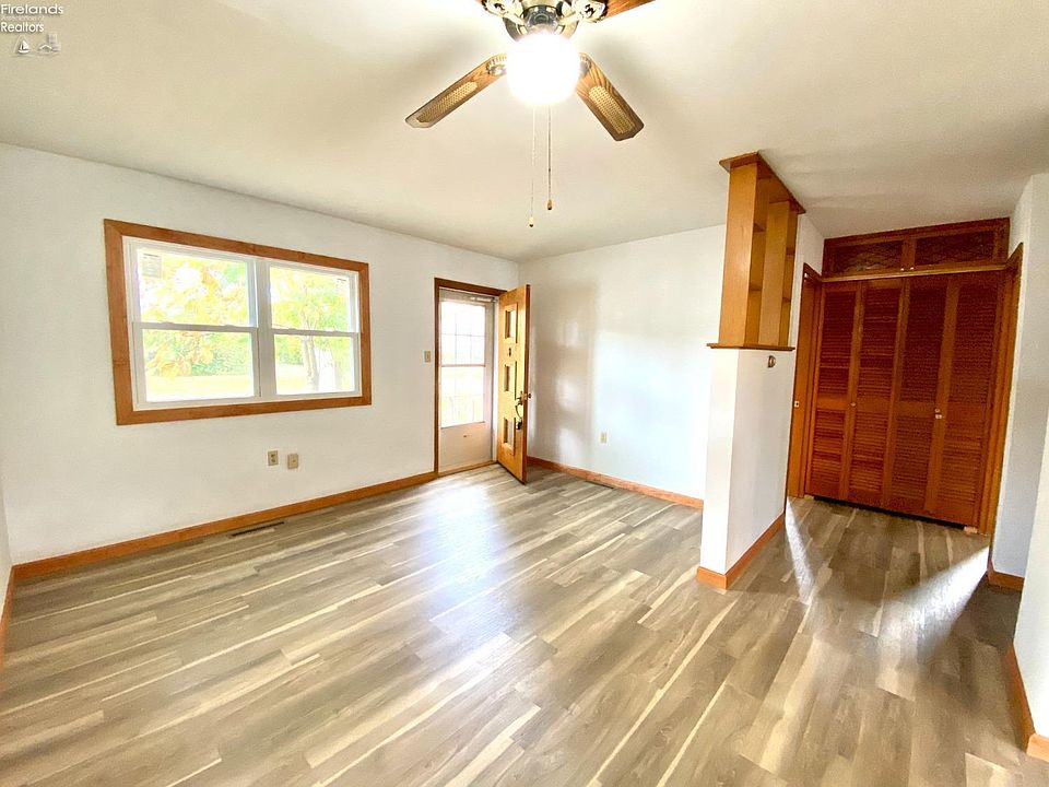 133 Summit Rear St, Fostoria, OH 44830 Zillow