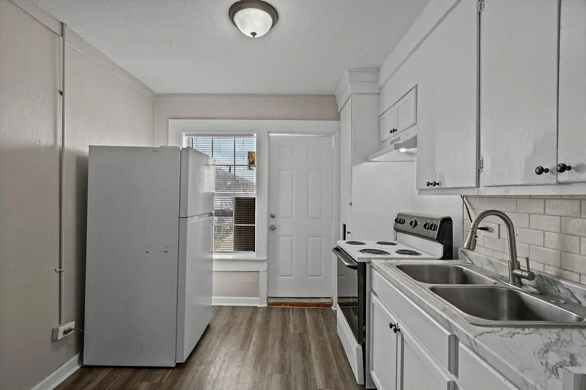 2 bed, 1.0 bath, 800 sqft, $850 — Photo 4