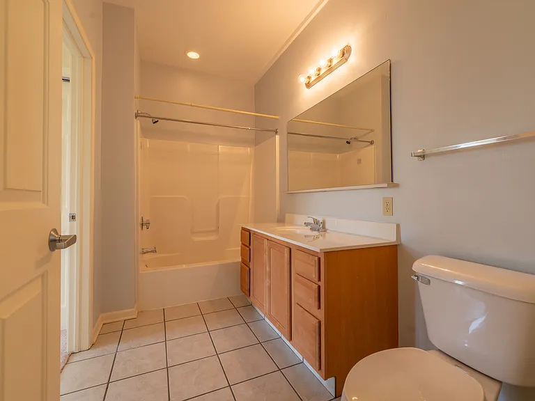 6995 S Riverwood Blvd S #B06 — Photo 6