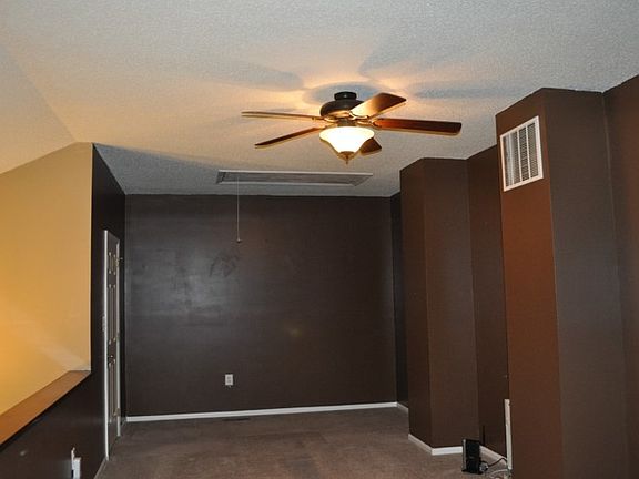 loft w. attic and walk in 