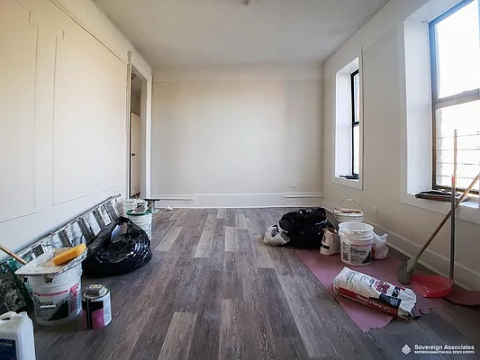 Rented by Sovereign Associates | media 8