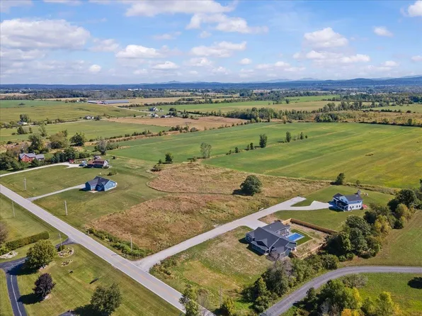 (undisclosed Address), St. Albans Town, VT 05478