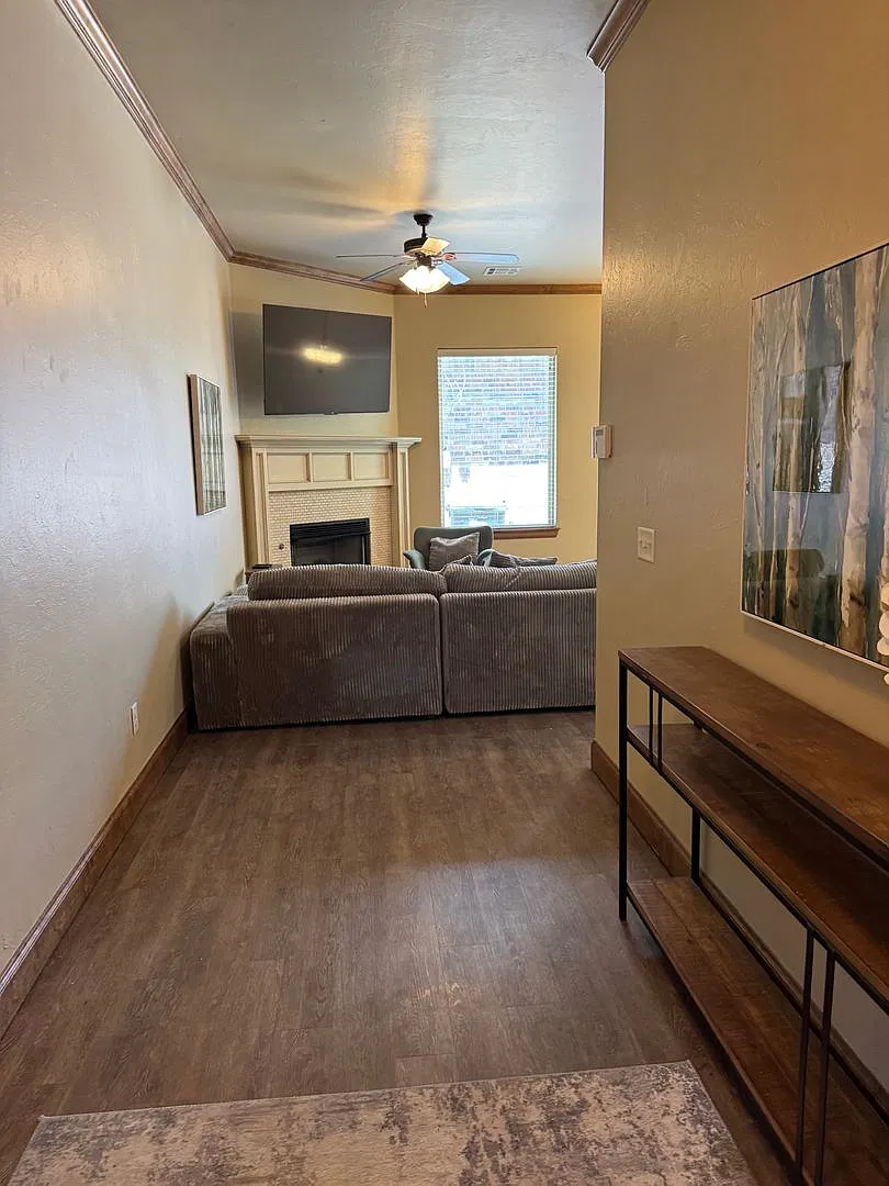 Two Bedroom, Two Bathroom w Study Home in NW Norman! — Photo 2