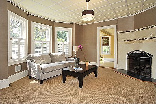 Living Room with gas fireplace