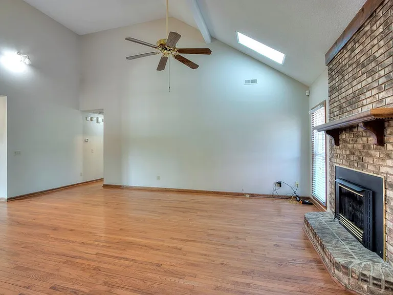 6435 Montpelier Ln — Photo 17
