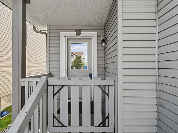 4th image of 616 61st St SW