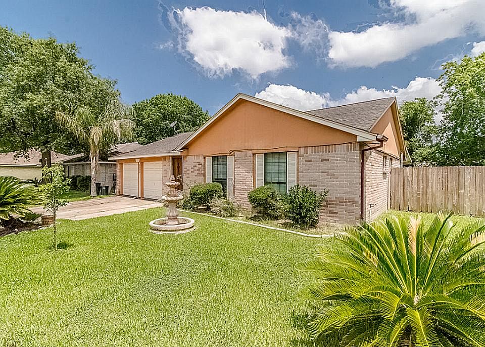 1st image of 13427 Natasha Ln
