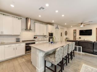 8909 Upbeat Way, Elk Grove, CA 95757