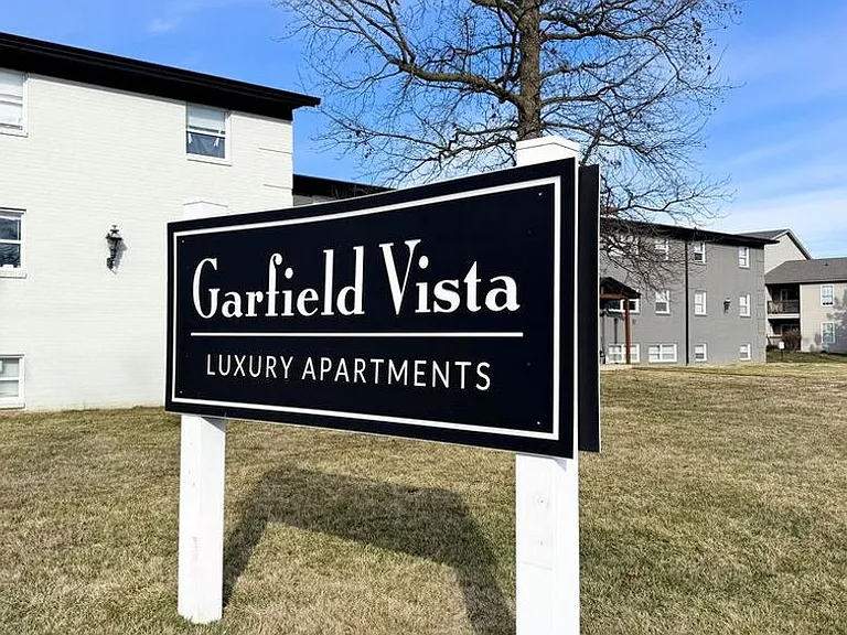 Garfield Vista Apartments — Photo 10