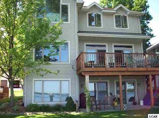 8024 Clarks Cv, Addison, MI 49220