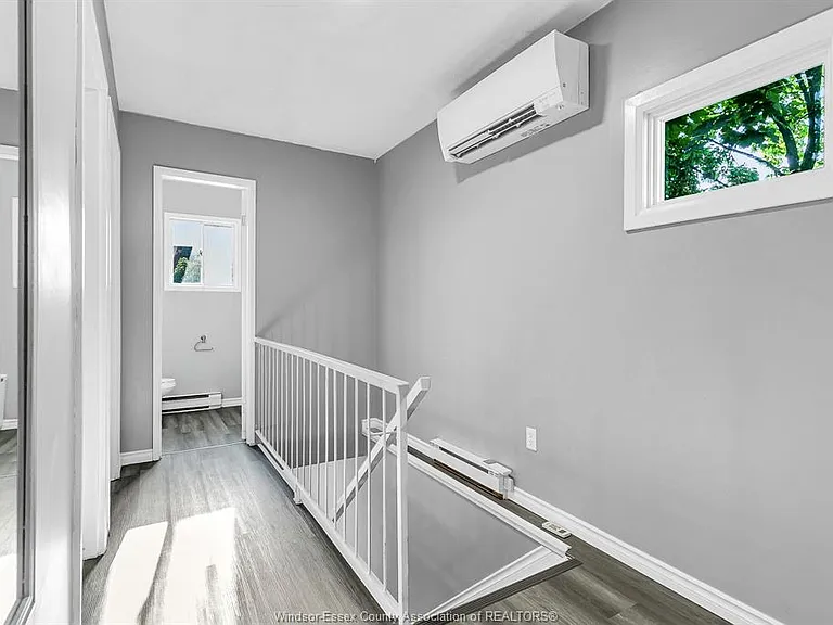 9020 Conway Ct — Photo 16
