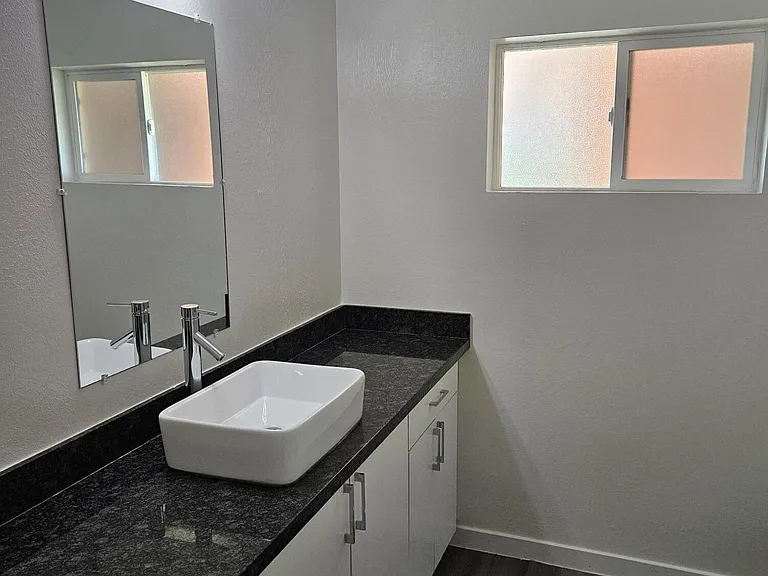 1504 E Rovey Ave #1A — Photo 12