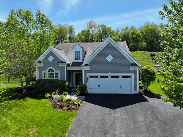 252 Estates Dr, Gibsonia, PA 15044