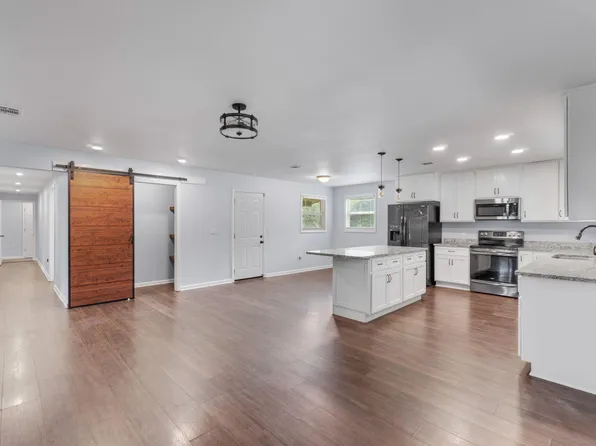 4962 Antioch Rd, Crestview, FL 32536