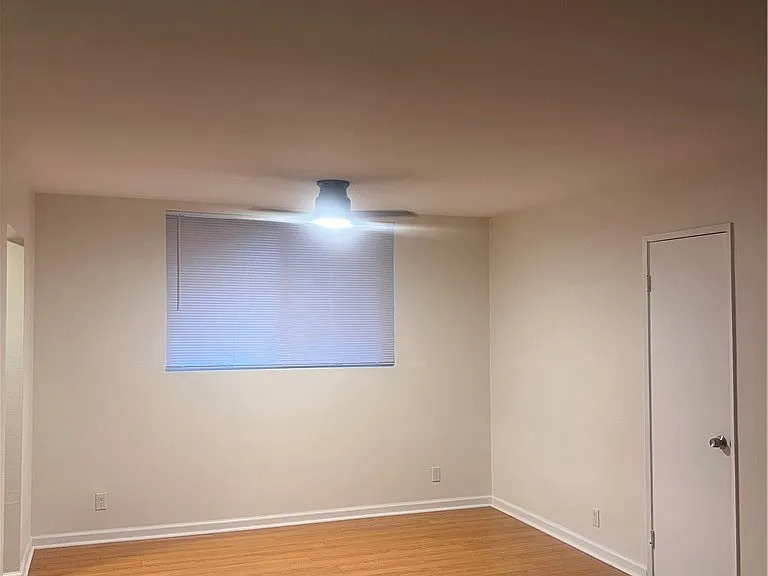 1720 Peyton Ave — Photo 10