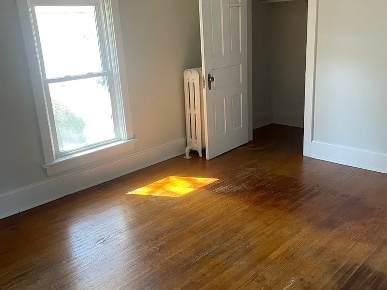 1015 Madison St — Photo 8