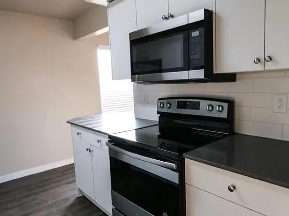 4529 44th Ave SW APT 204, Seattle, WA 98116