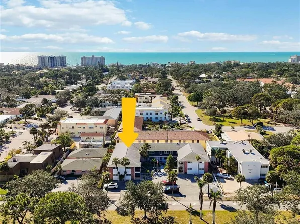 236 Harbor Dr S APT 202, Venice, FL 34285