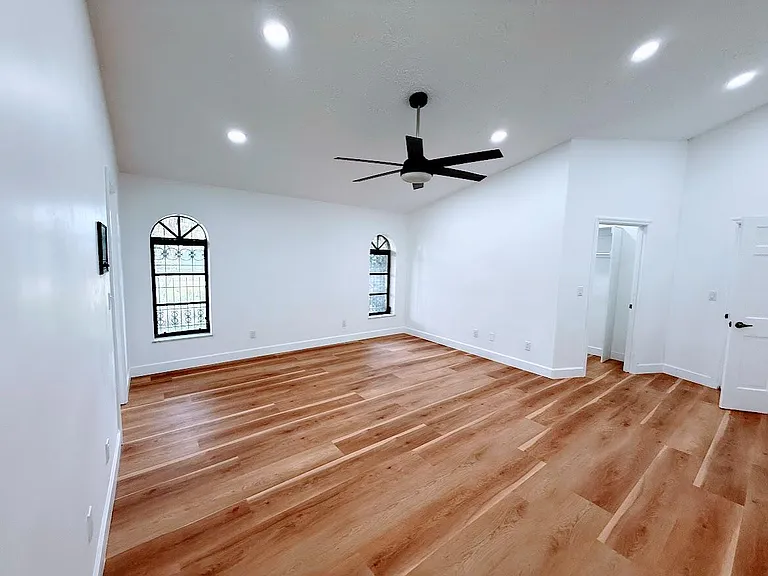 465 SE Naranja Ave — Photo 36