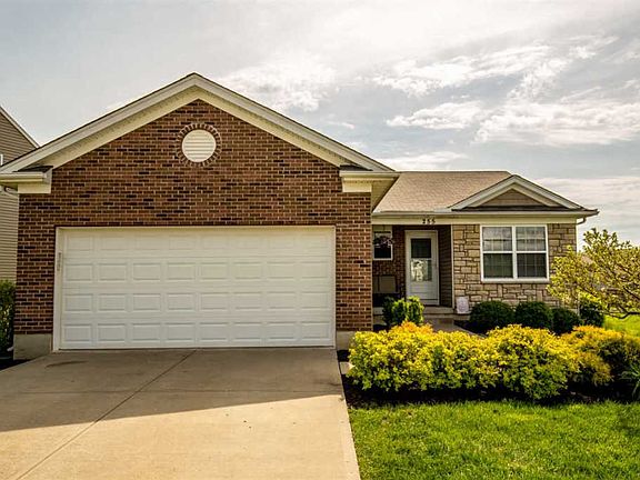 3rd image of 255 Veneto Dr
